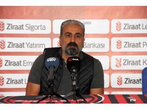 Mustafa Dalcı: "Genç Oyuncuları Türk Futboluna Kazandırmak İçin Mücadele Ediyoruz"