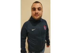 Suç Örgütü Liderliğinden Aranan Şahıs Adliyeye Teslim Oldu