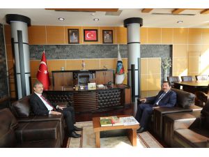 Vali Balkanlıoğlu’ndan Başkan Alemdar’a Veda Ziyareti