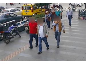 Kendisini Polis Diye Tanıtan Dolandırıcılar Yakalandı