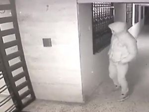 İzmir’de Kadınlar Diken Üstündeydi, O Sapık Yakalandı