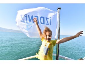 İzdeniz’de ‘Bayram Bereketi’