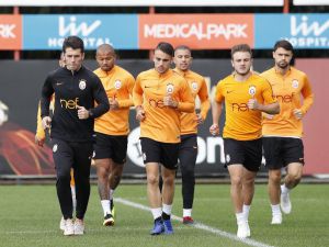 Galatasaray’da Schalke 04 Maçı Hazırlıkları Başladı