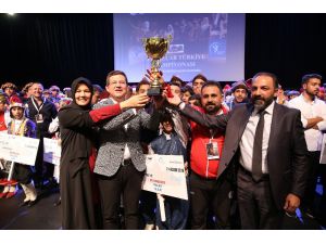 Merkezefendi’de Halk Oyunları Rüzgarı Esti