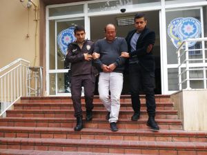 İnşaattan Demir Çalarken Yakalandı