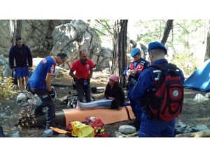 Kampta Ayağı Kırılan Ukraynalı Turist Helikopterle Kurtarıldı