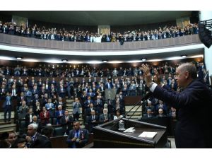 Cumhurbaşkanı Recep Tayyip Erdoğan, "Yerel Seçimlerde Ak Parti’nin İstanbul Adayı Binali Yıldırım Mı?" Sorusu Üzerine, "Sizin Gönüllerinizden Geçeni Takvim İçinde Hayata Geçiririz" Dedi.