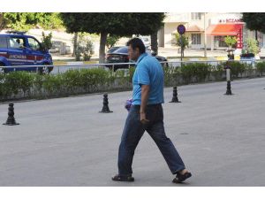 Otobüs Bekleyen Kadına 3 Çocuğunun Önünde Cinsel Taciz İddiası