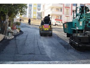 Asfalt Çalışmaları Devam Ediyor