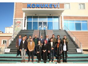 Rektör Coşkun, Üni Fm’e Konuk Oldu