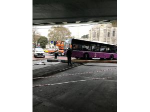 Aksaray’da Yoldan Çıkan Otobüs, Elektrik Direğine Çarptı