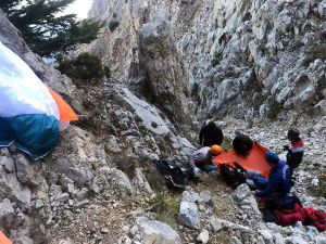 Tahtalı Dağı'ndan Atlayış Yaptıktan Sonra Düşen Fransız Paraşütçü Kurtarıldı