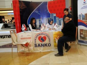 Sanko Hastanesi, Sanko Park Avm’de Organ Bağışı Bilgilendirmesi Yapıyor