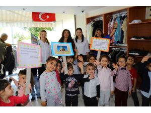 Minik Kalplerden Sosyal Market’e Yardım Projesi