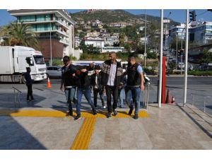 Alanya’da Uyuşturucu Operasyonuna 2 Tutuklama