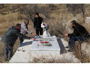 Depremde Hayatını Kaybeden Gazeteci Cem Emir Anıldı