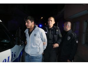 Sokak Ortasında Rastgele Ateş Açan 3 Kişi Polisi Alarma Geçirdi