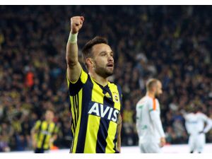 Valbuena’ya Sevgi Seli