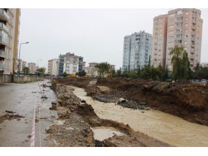 Samsun’da Sağanak Derelerin Debisini Yükseltti