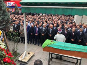 Başkan Yılmaz’ın Annesi Hacı Ayşe Yılmaz Son Yolculuğuna Uğurlandı