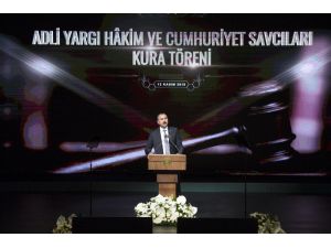 Cumhurbaşkanı Yardımcısı Oktay: "4 Bin Civarında Fetö’cü Hakim Ve Savcı Tasfiye Edildi"
