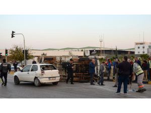 Antalya'da Zincirleme Kaza: 6 Yaralı