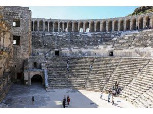 Aspendos Tiyatrosu, Ziyaretçilerin Gözdesi