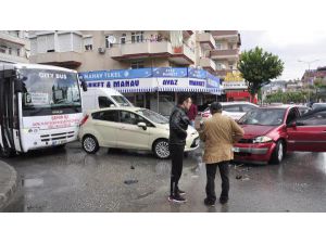 Manavgat'ta Zincirleme Trafik Kazası