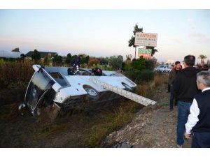 Otel Servisi Şarampole Devrildi: 14 Yaralı