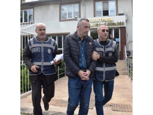 Peruk Takıp Hırsızlık Yapan 2 Gürcü Yakalandı