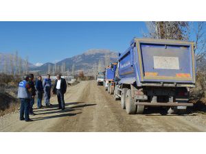 Elmalı'da Armutlu Yolu Yenileniyor