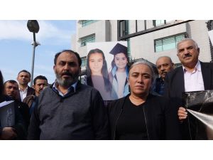 2 Kızını Kazada Kaybeden Annenin Mahkemedeki Sözleri Yürek Sızlattı