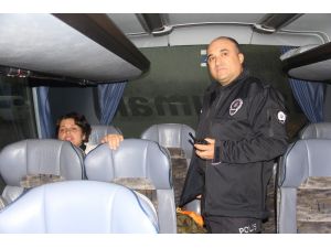 Bilet Alamayınca Otobüsü Rehin Aldı
