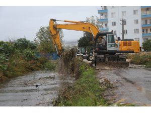 Erdemli Belediyesi’nden Sel Tedbiri