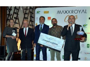 Bakan Çavuşoğlu, Golf Turnuvasının Ödül Törenine Katıldı