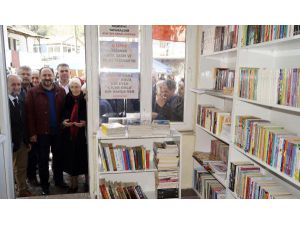 Finike'de Atatürk Çocukları Kütüphanesi Açıldı