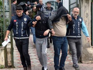 Antalya'da 'Swinger' Operasyonu: 6 Gözaltı