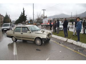 Isparta’da Trafik Kazası: 1 Yaralı