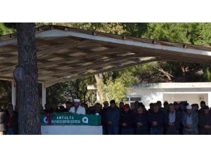 Evlilik Hazırlığı Yapan Çift, Silahlı Saldırıda Öldü (3)