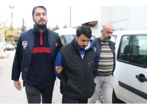 Evlenme Vaadiyle Arkadaş Olduğu Kadını Dolandırdı
