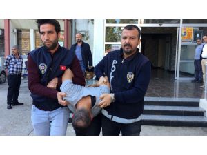Film Sahnelerini Aratmayan Kovalamaca Güvenlik Kamerasında