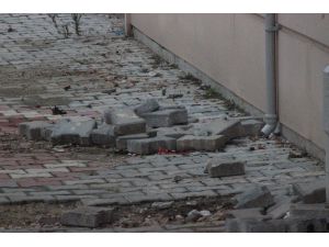 Oyuncağını Almak İsterken Beşinci Kattan Düştü