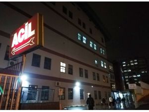 Hastane Tuvaletinde Doğurduğu Bebeğini Çöpe Attı