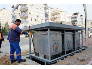 Yeraltı Çöp Konteynerinde Rekor