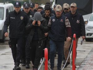 Deaş Operasyonunda Gözaltına Alınanlar Adliyeye Sevk Edildi