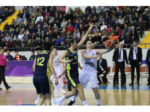 Çukurova Basketbol’un Bileği Bükülmüyor