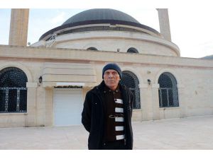 Boşanmaktan Vazgeçen Eşine Tepki İçin Kendi Salasını Okuttu