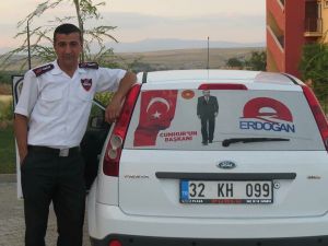 Seçim Kampanyasında Kumbarasındaki Tüm Parayı Yatırdığı Erdoğan’la Buluşunca Gözyaşlarını Tutamadı