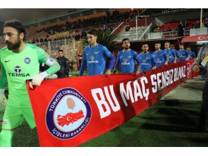 Spor Toto 1. Lig: Adana Demirspor: 0 - Kardemir Karabükspor: 0 (İlk Yarı Sonucu)