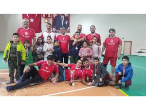 Kaymakamlığın Voleybol Turnuvasını Köy Takımları Kazandı